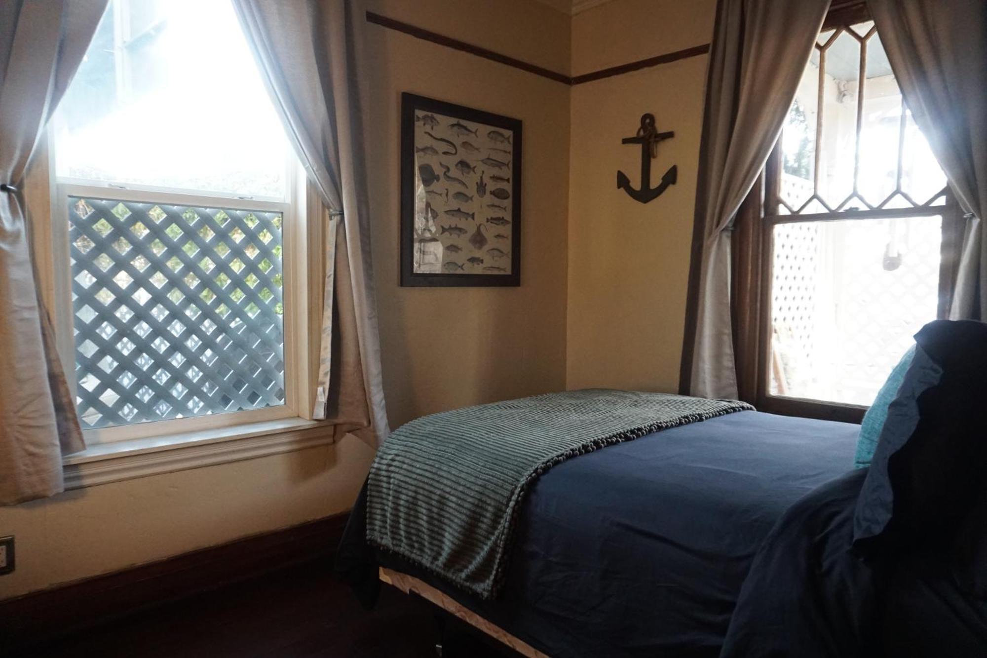 The Rosemary Hostel ลอสแอนเจลิส ภายนอก รูปภาพ